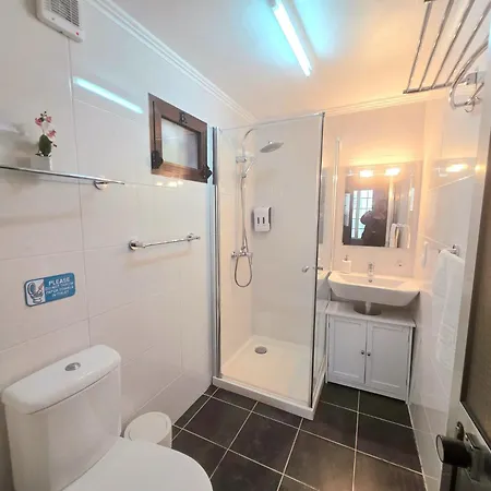 Holiday home Near Levadas And Pico Ruivo, Santana Madeira Getaway With Terrace Views