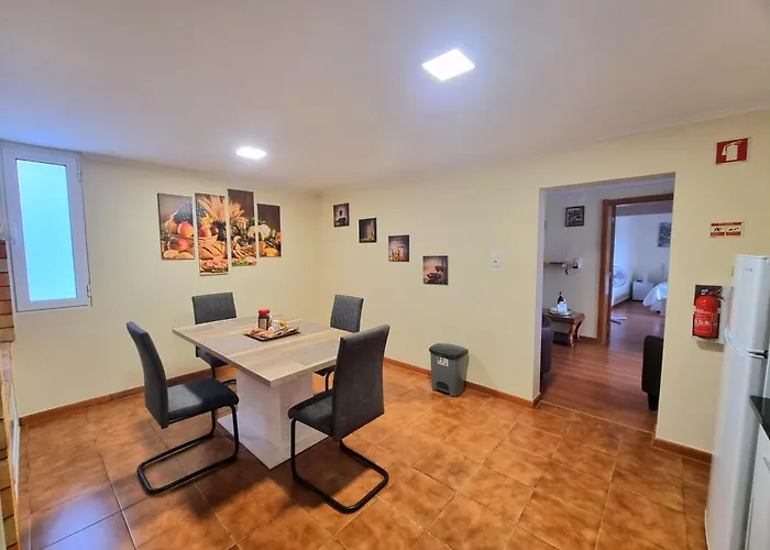 Near Levadas And Pico Ruivo, Madeira Getaway With Terrace Views 度假居