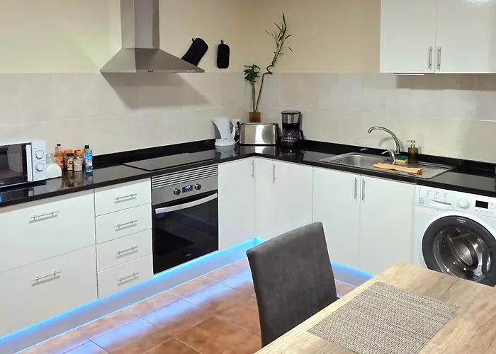 Near Levadas And Pico Ruivo, Madeira Getaway With Terrace Views * Santana (Madeira)