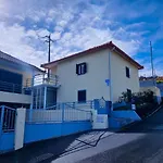 Hébergement de vacances Near Levadas And Pico Ruivo, Madeira Getaway With Terrace Views