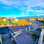 Near Levadas And Pico Ruivo, Madeira Getaway With Terrace Views Hébergement de vacances *