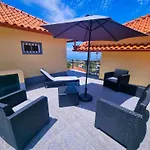 Near Levadas And Pico Ruivo, Madeira Getaway With Terrace Views Hébergement de vacances *