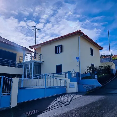Vakantiehuis Escape With Terrace Views, Near Levadas And Pico Ruivo