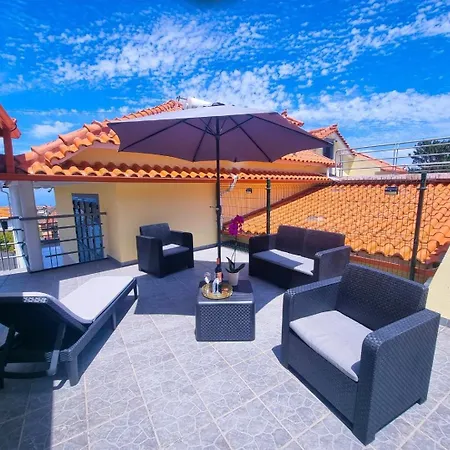 Σπίτι διακοπών Escape With Terrace Views, Near Levadas And Pico Ruivo *