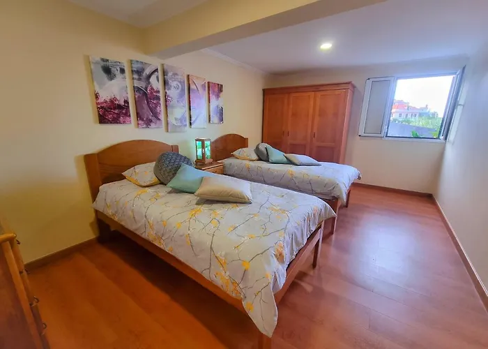 Дом отдыха Near Levadas And Pico Ruivo, Madeira Getaway With Terrace Views Сантана