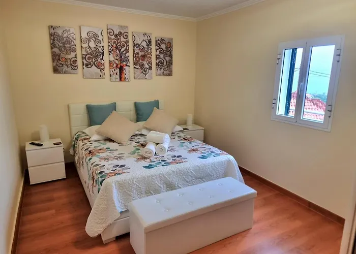 Near Levadas And Pico Ruivo, Madeira Getaway With Terrace Views בית נופש *